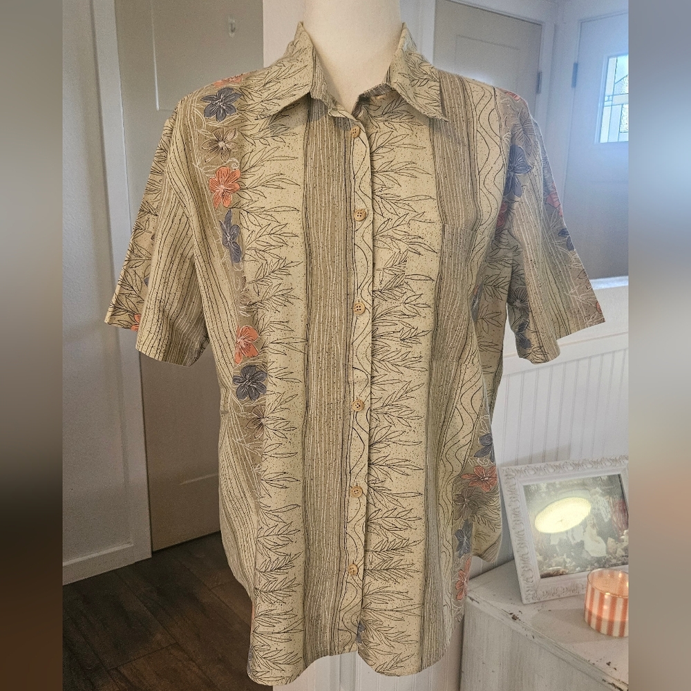 Barely Worn- TAPESTRY - Floral Print Button Front Blouse - Size 14